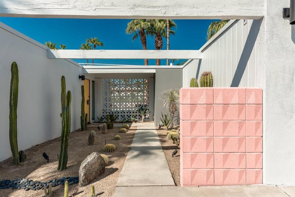 Alexander: Retro Chic Oasis 2023 Modernism Showcase House Palm Springs Dış mekan fotoğraf