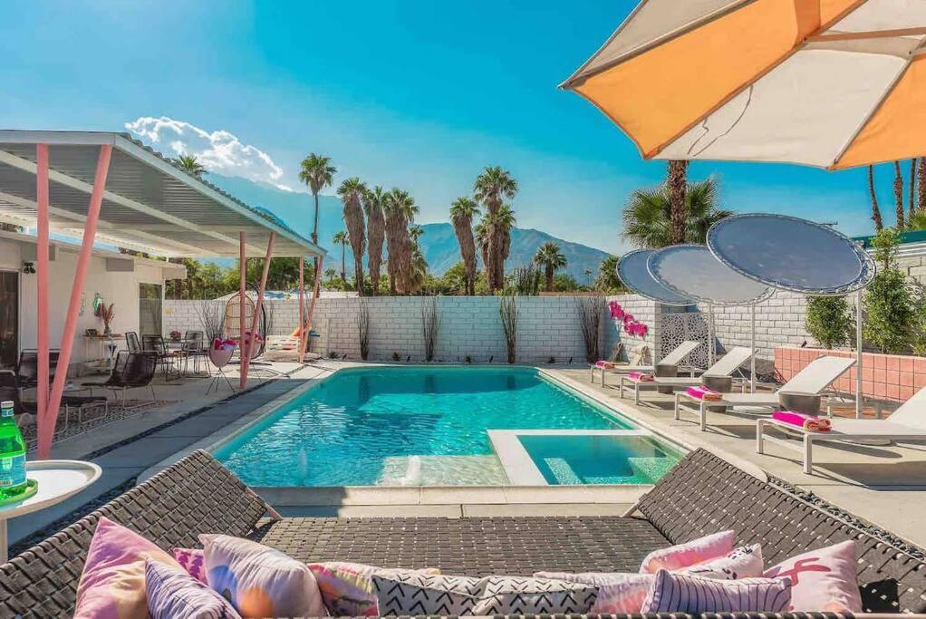 Alexander: Retro Chic Oasis 2023 Modernism Showcase House Palm Springs Dış mekan fotoğraf